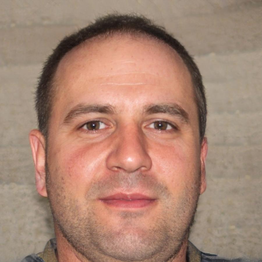 Portret Dragoș Șerbănescu